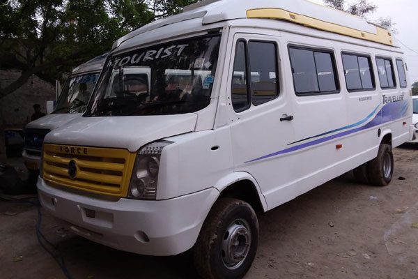 book-tempo-traveller- for-rent